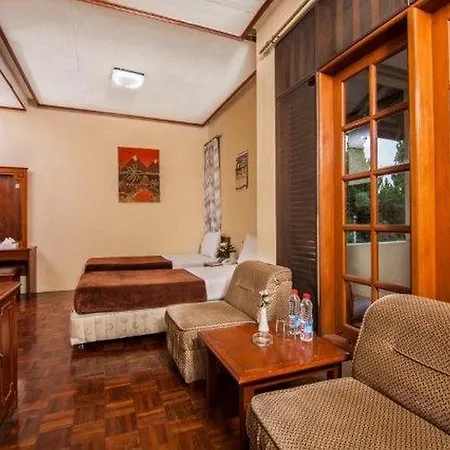 Hotel Megamendung Permai-3